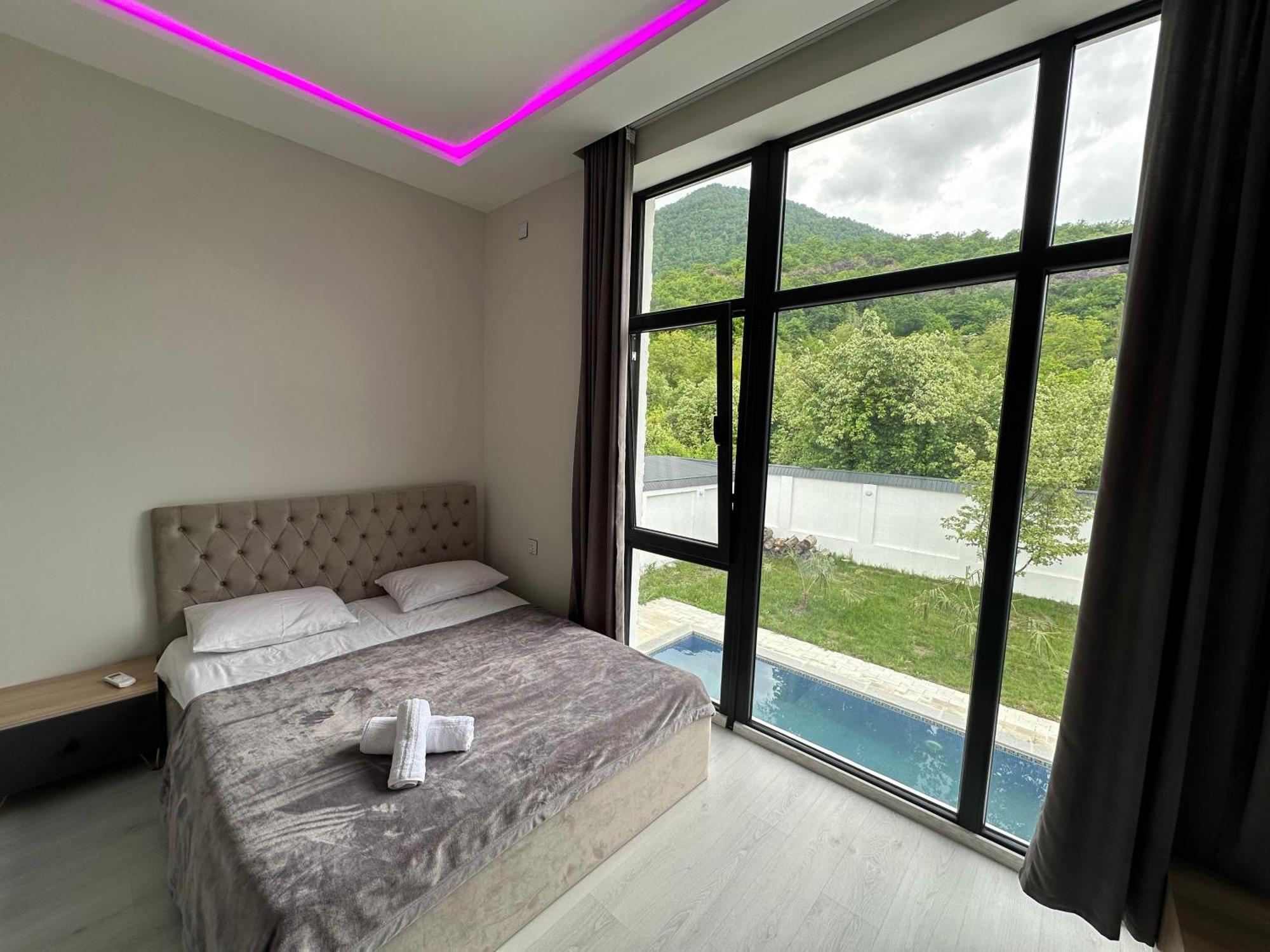 فيلة Qafqaz Miami Deluxe